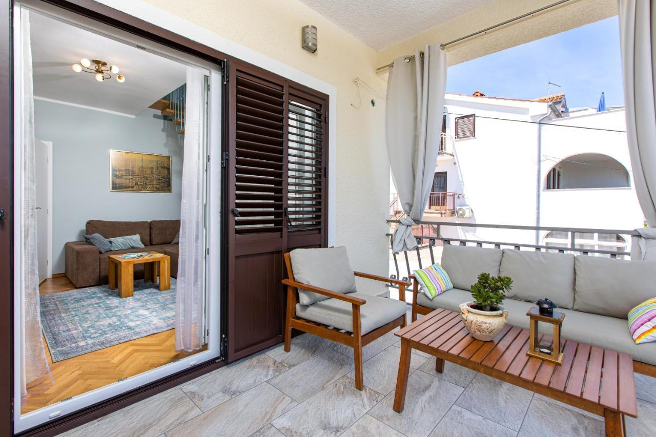 And Charming Apartment In Vantacici Malinska Εξωτερικό φωτογραφία