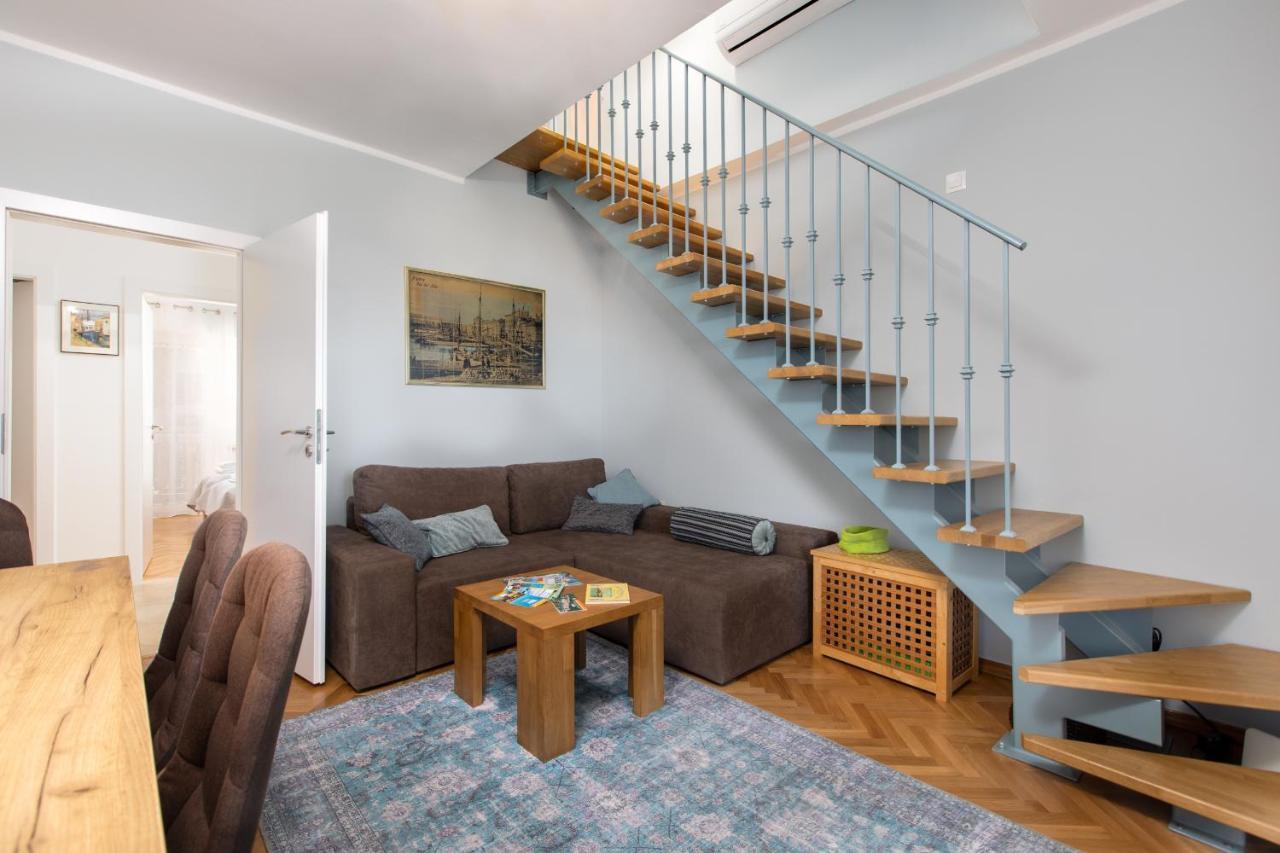 And Charming Apartment In Vantacici Malinska Εξωτερικό φωτογραφία